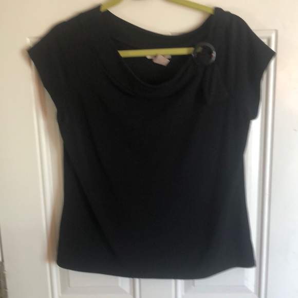 E. C. Designs Tops - E. C. Designs XL top with Cape Sleeves in Black